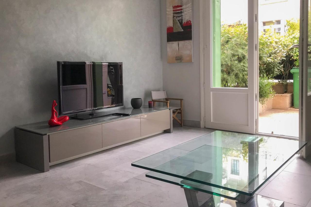Charming Townhouse With Garden In The City Of Love Paris Bagian luar foto