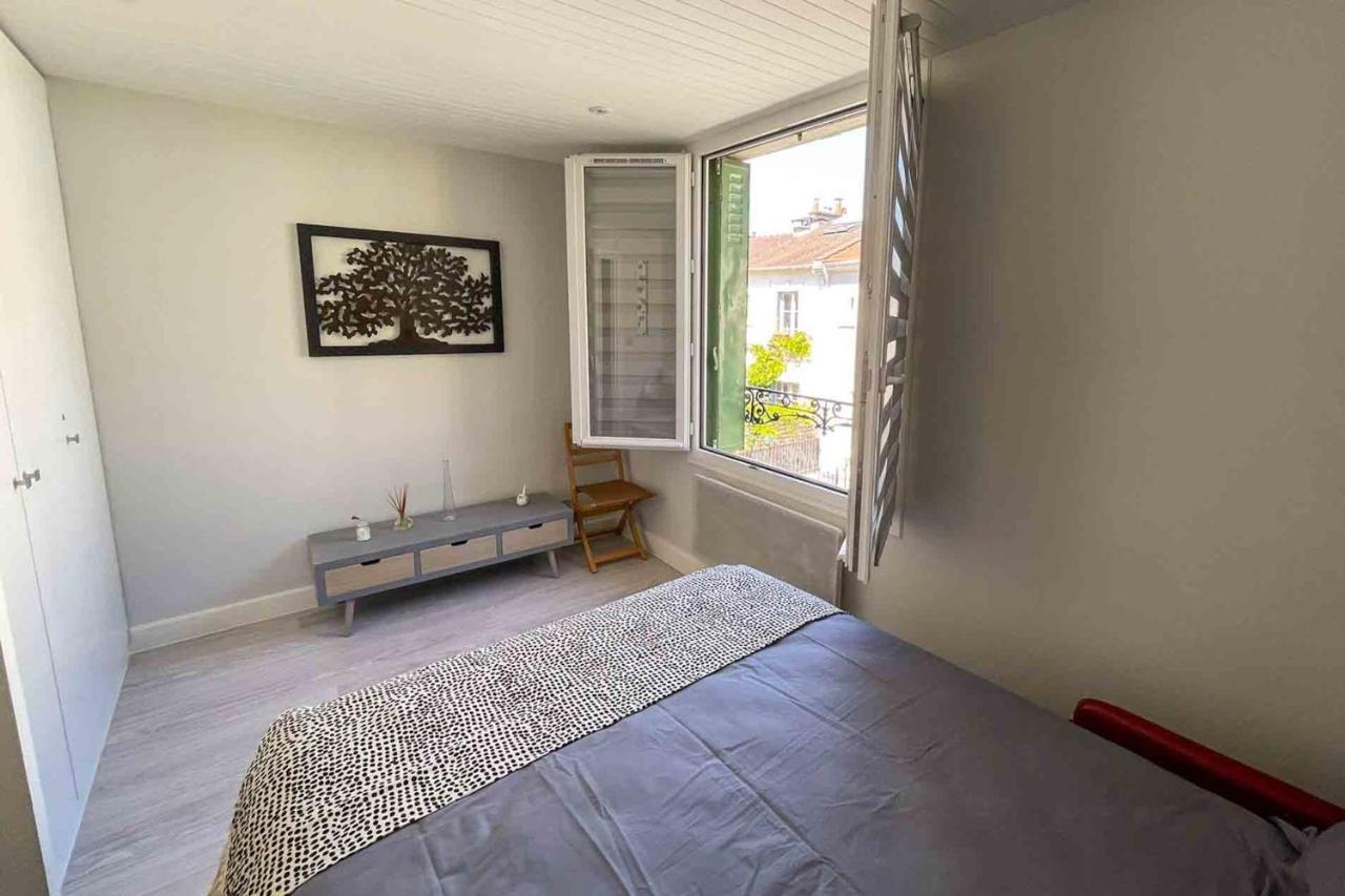 Charming Townhouse With Garden In The City Of Love Paris Bagian luar foto
