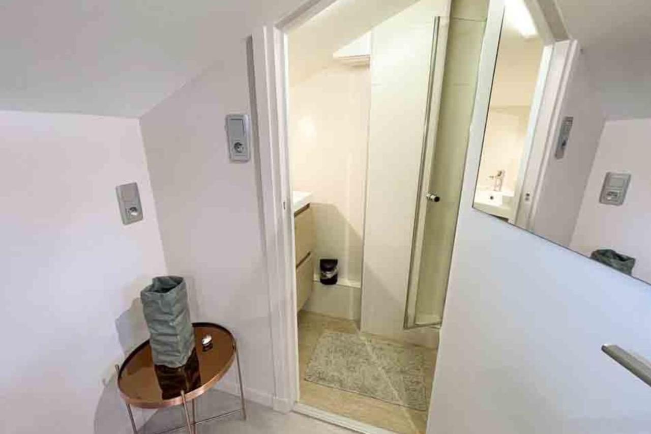 Charming Townhouse With Garden In The City Of Love Paris Bagian luar foto